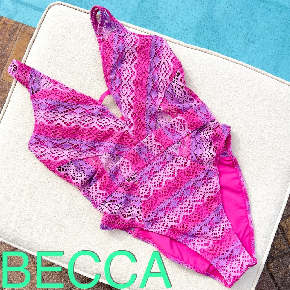 BECCA by Rebecca Virtue Color Play Plunge Multicolor Size M